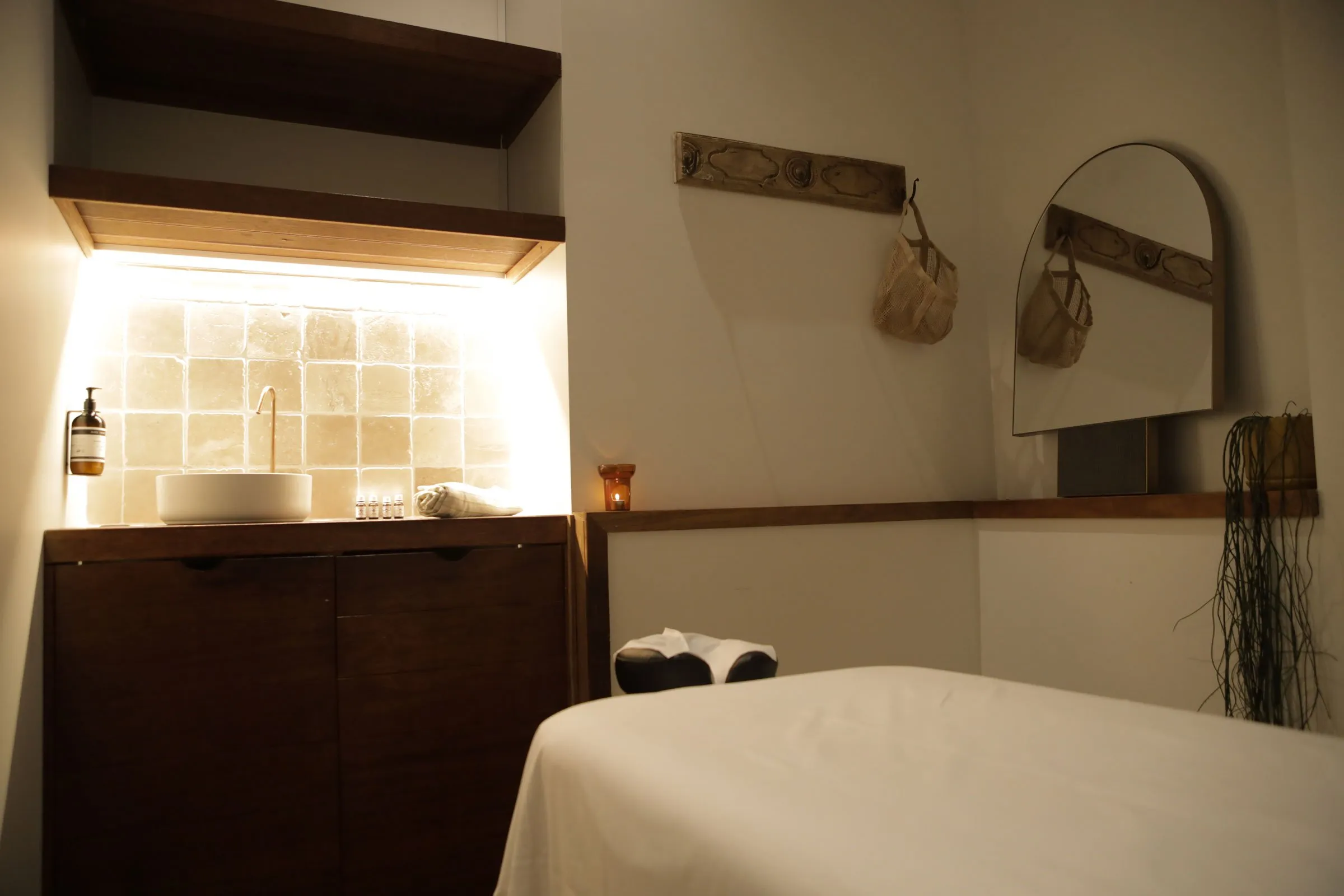 Byron Massage Clinic Day Spa Massage Room